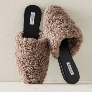 Haven Well Within Sherpa Mules size 7